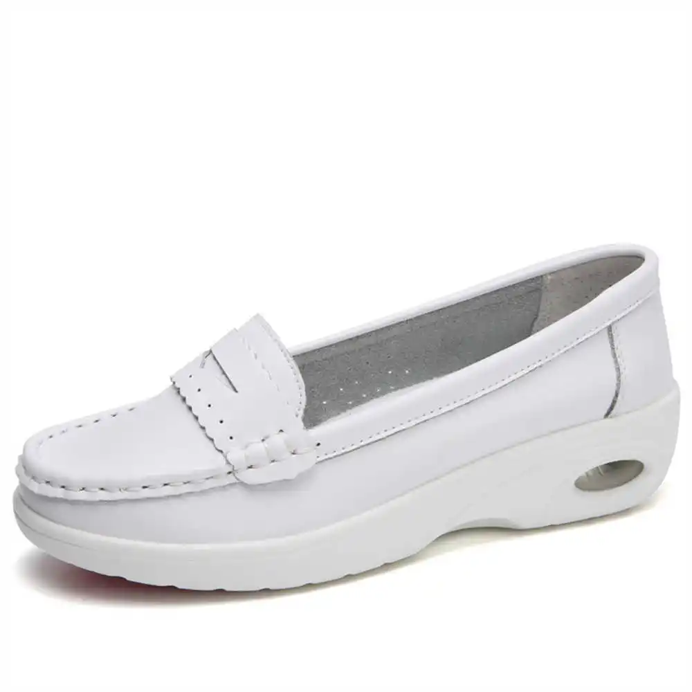 Thick Sole Slipon White Traine - đánh giá và giá Tech Accessories Uk