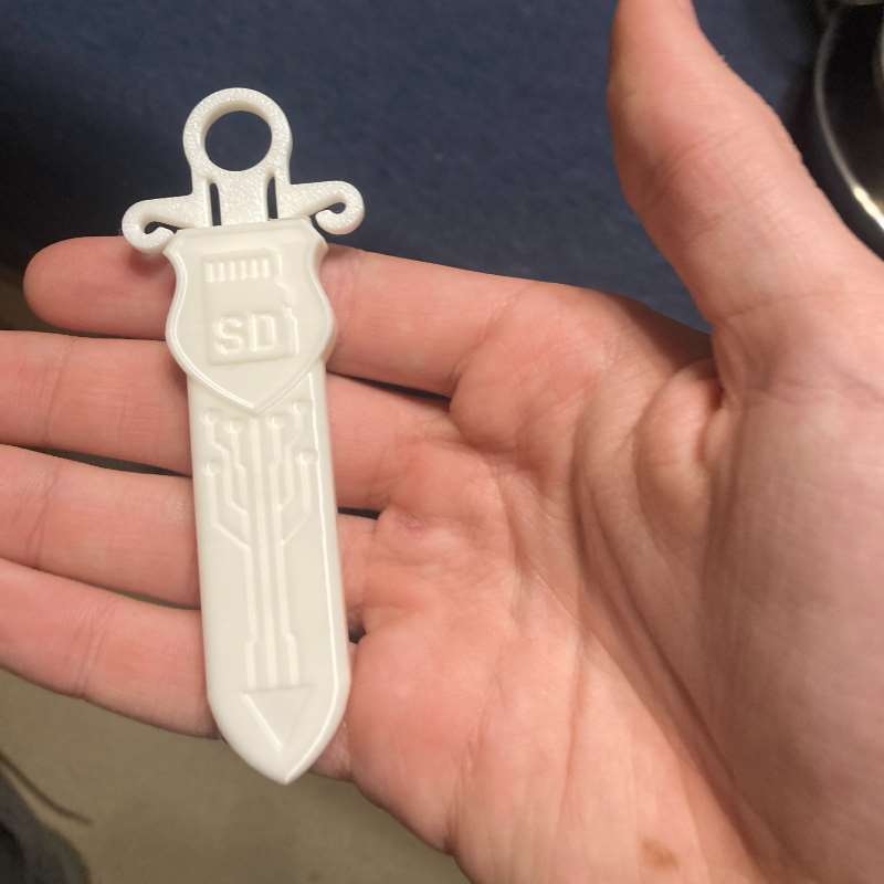 Sword Shaped SD Card Storage C - đánh giá và giá Tech Keychain Accessories
